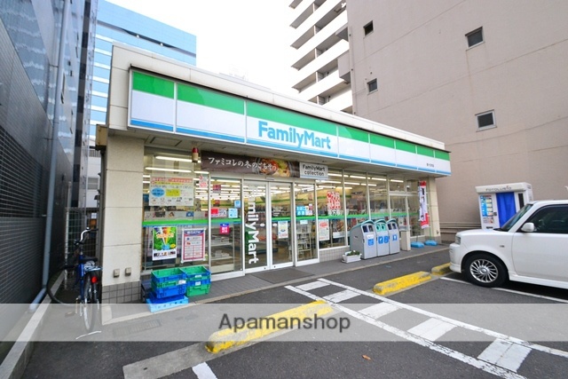 コンビニ　ファミリーマート西十日市店（コンビニ）まで206m