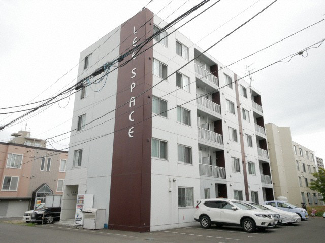 北海道札幌市豊平区平岸二条２（マンション）の賃貸物件の外観