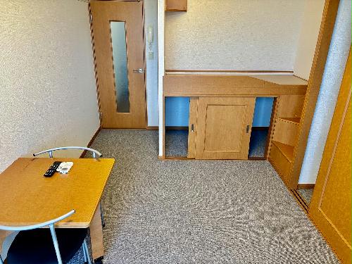 居室・リビング　設備・仕様は号室により異なる為、現状を優先いたします。