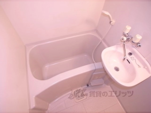 バス・シャワールーム　やっぱりお風呂とトイレは別が良いです