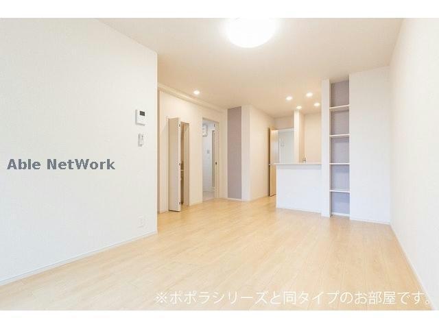 居室・リビング　同型