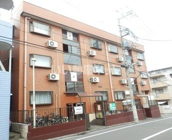 【さいたま市緑区東浦和のマンションの建物外観】