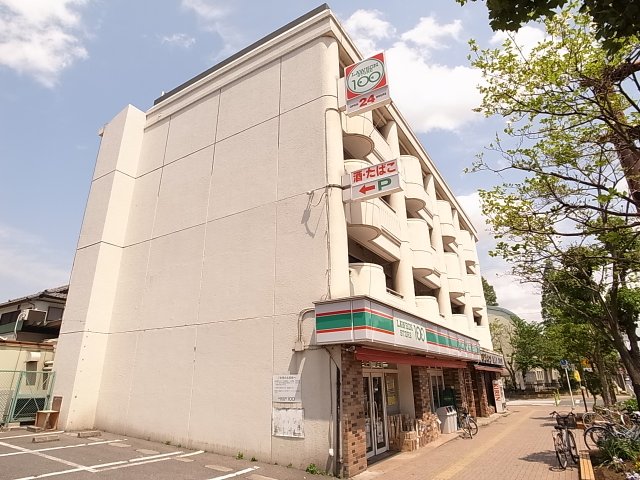 【サニング本町のエントランス】