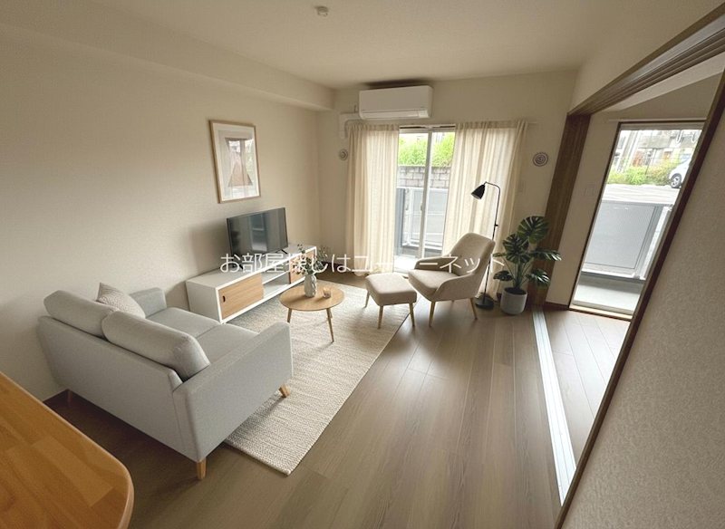 居室・リビング　写真内の家具はＣＧ画像です。物件に付帯するものではありません