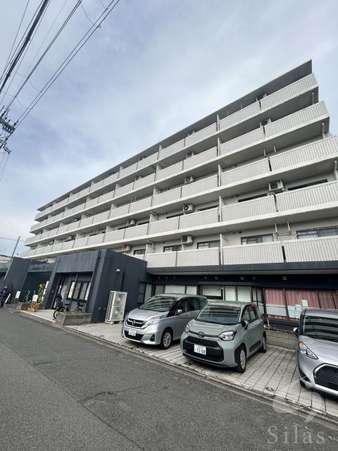 【京都市中京区壬生淵田町のマンションの建物外観】