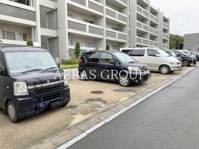 【アリソ東船橋の駐車場】