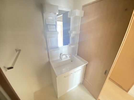 洗面設備　※別部屋の写真です