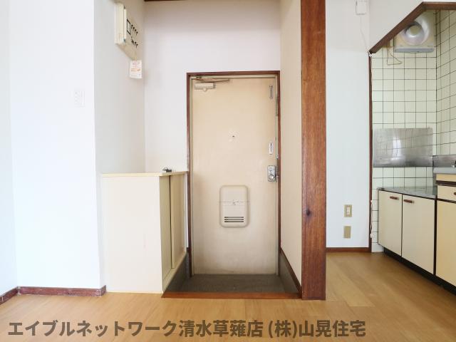 玄関　ゆったりとした玄関です
