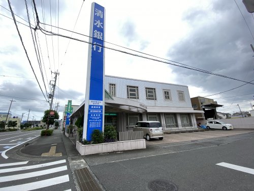 銀行　清水銀行長崎支店（銀行）まで758m