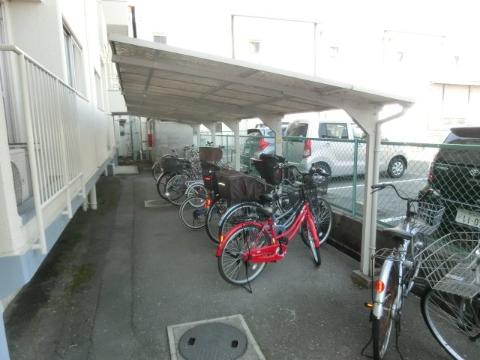 中沢マンション　その他共有部分　駐輪場