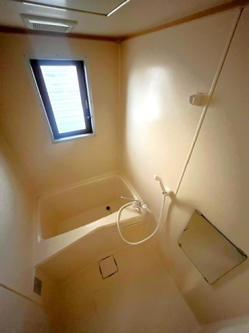 バス・シャワールーム　※他号室の写真です。