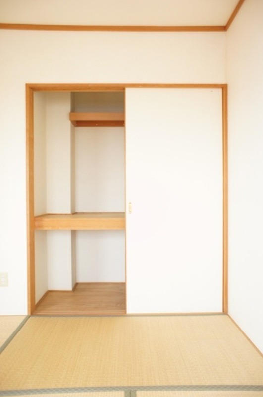 収納　図面と現状に相違がある場合には現状を優先