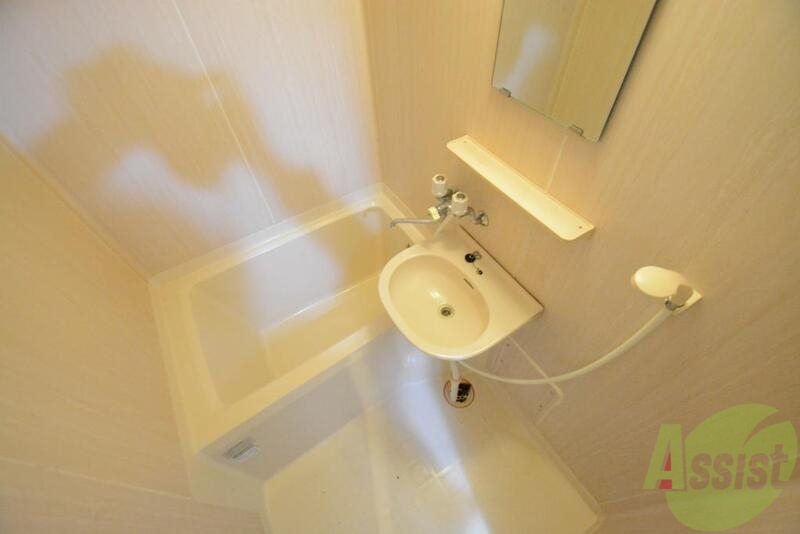 バス・シャワールーム　１日の疲れが取れます