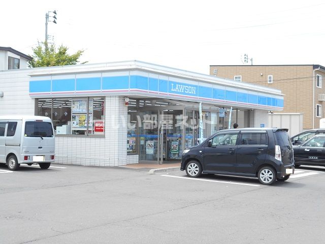 コンビニ　ローソン 弘前樹木店（コンビニ）まで622m