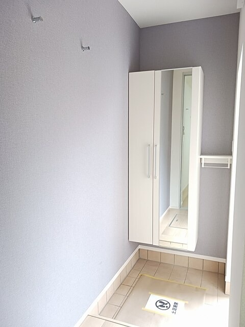 玄関　シューズボックス完備です。
