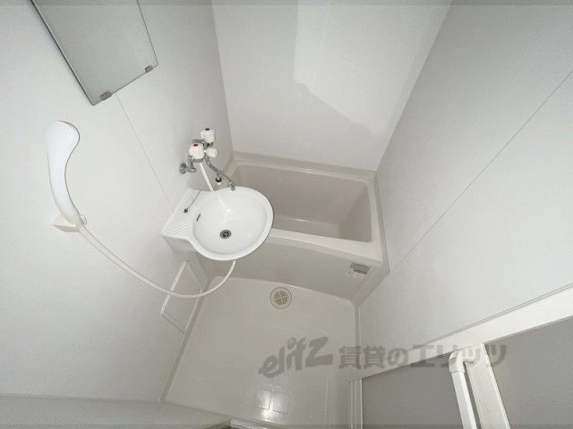 バス・シャワールーム　バス