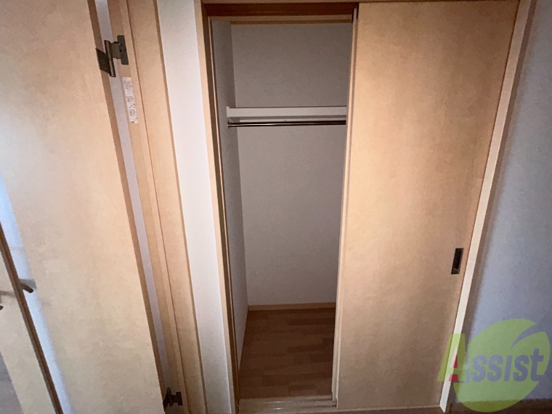 収納　廊下のクローゼットの中はこんな感じになってます。