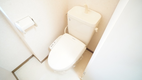 トイレ　シャワー付きトイレ