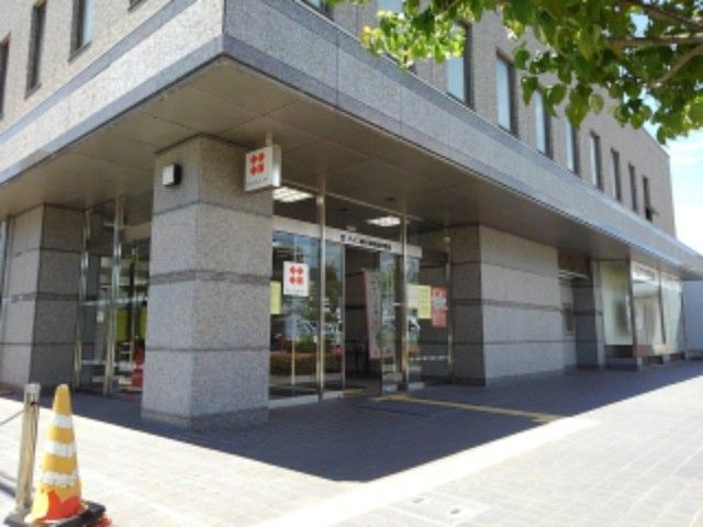 銀行　八十二銀行昭和通営業部（銀行）まで450m