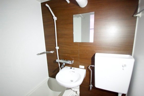 トイレ　※別号室の写真です