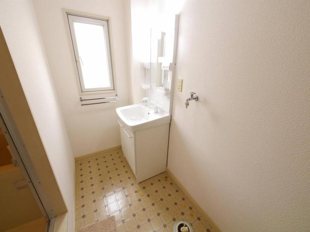 洗面設備　現況優先です