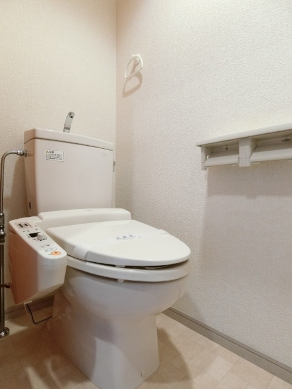 トイレ　図面と現状に相違がある場合には現状を優先