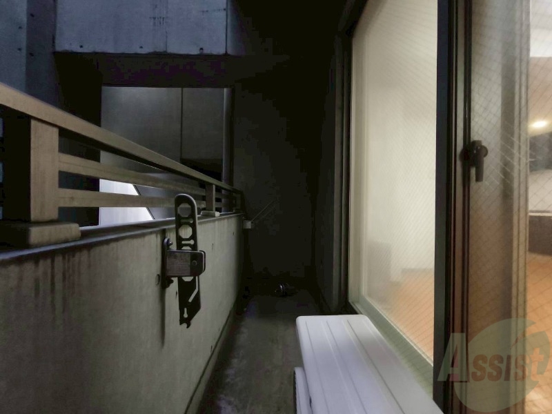 バルコニー　バルコニーです。洗濯物を干したり一息ついたりできますね！