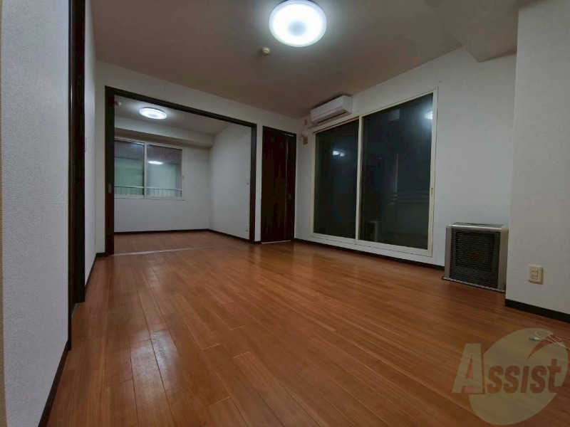 居室・リビング　広くてキレイなお部屋が広がっていて、充実した生活が送れそう。