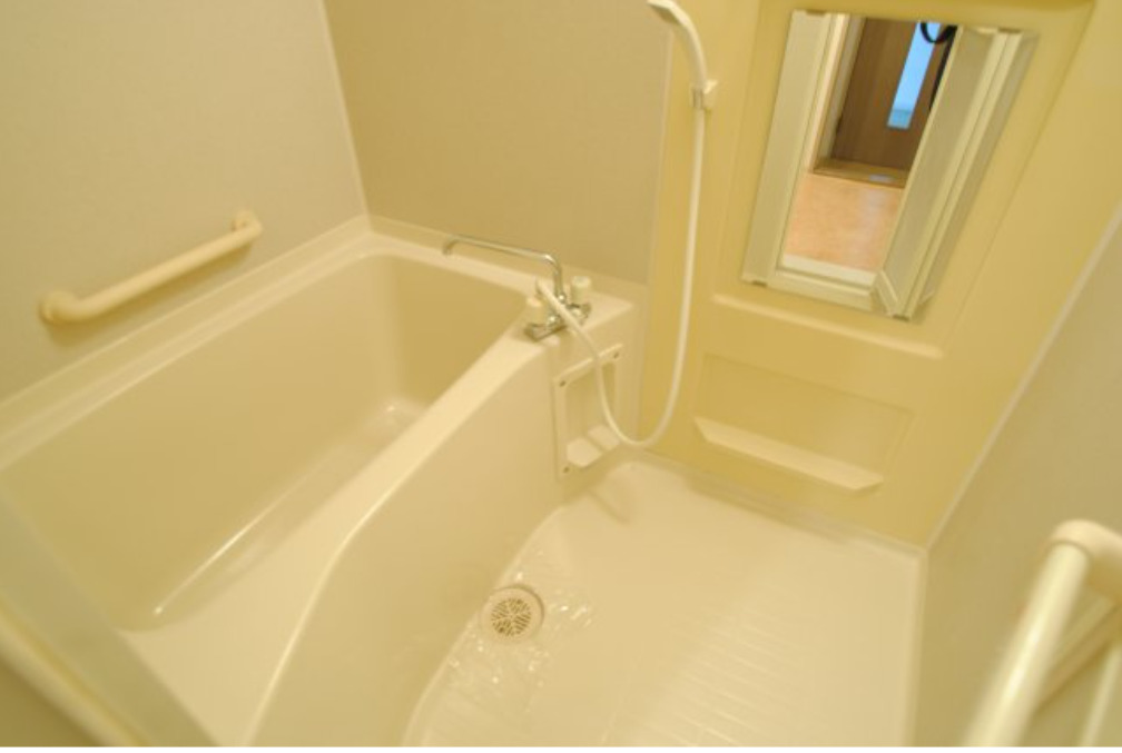 バス・シャワールーム　日々の疲れを癒すお風呂付です