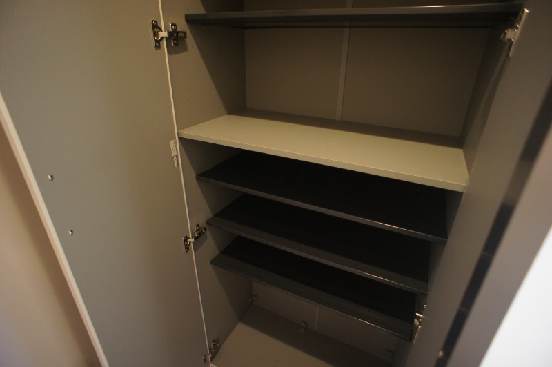 玄関　シューズボックス