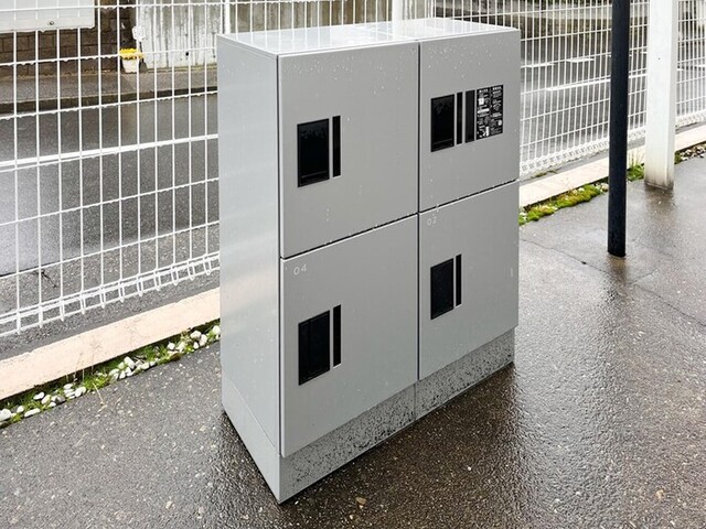 エントランス　宅配ボックス