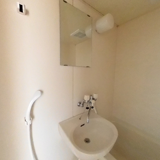 洗面設備　※別部屋の写真です