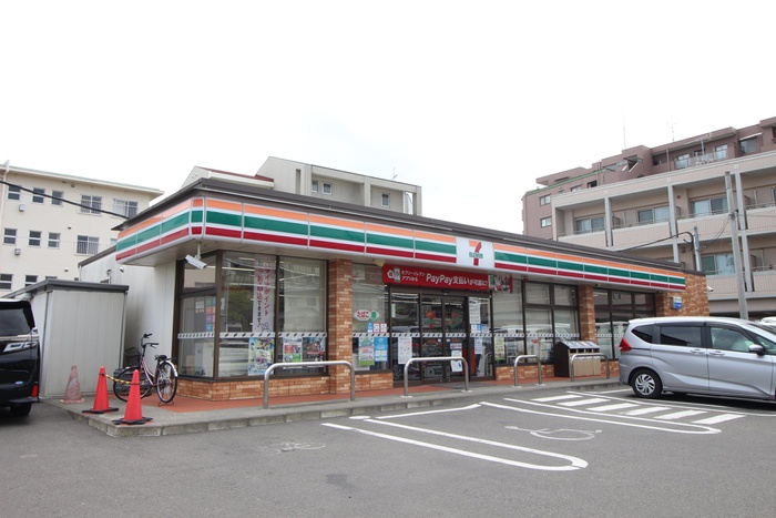 コンビニ　セブン-イレブン 仙台高松１丁目店（コンビニ）まで400m