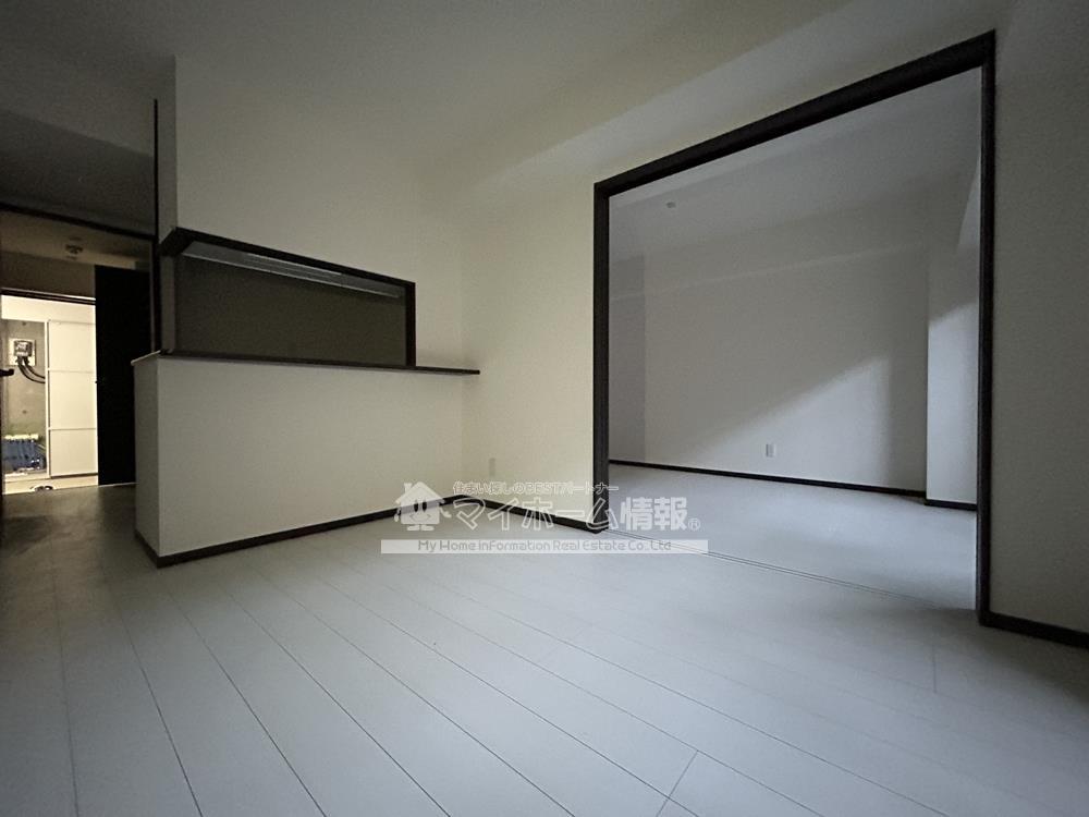 キッチン　※内観写真は205号を引用しており、内装が異なる場合がござい