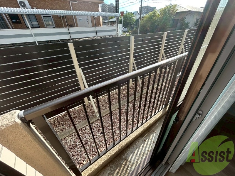 バルコニー　バルコニーは陽の光もよく入り気持ちがいいです。