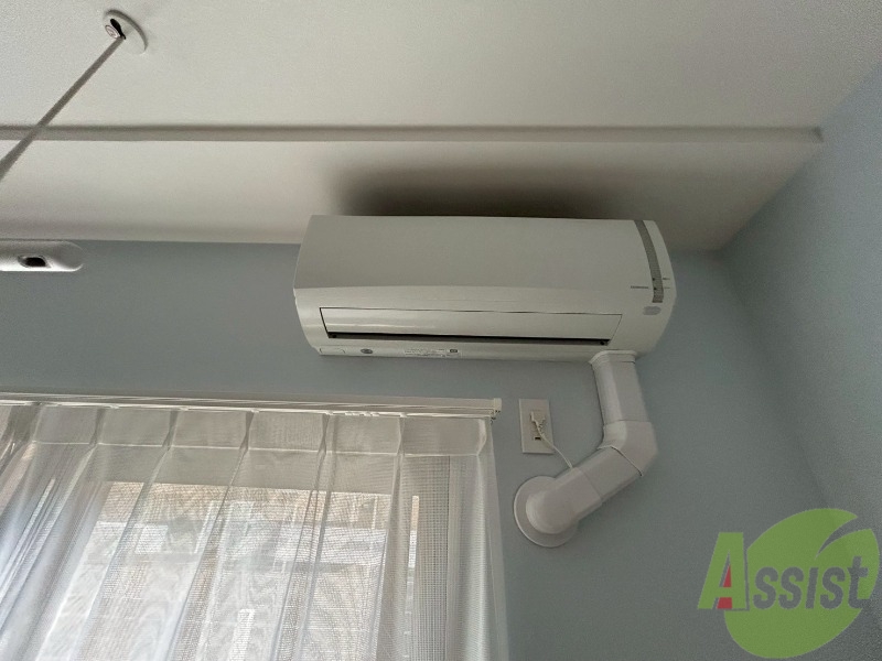 その他設備　リビングにエアコン設置してございます、暑い日も寒い日も快適に