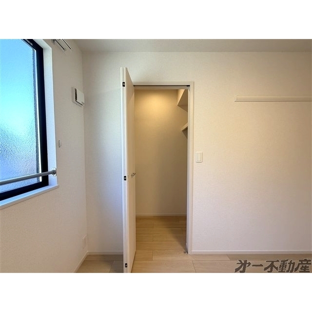 収納　ウォークインクローゼット