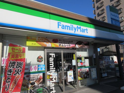 コンビニ　ファミリーマート 宇都宮塙田三丁目店（コンビニ）まで474m