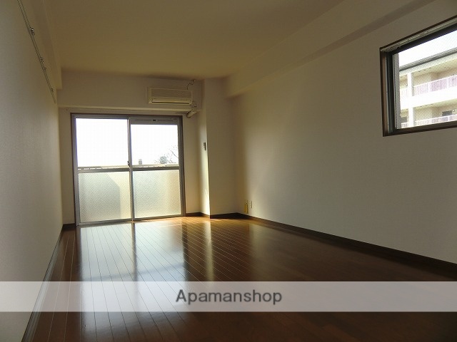 リバティー子飼_内装_0