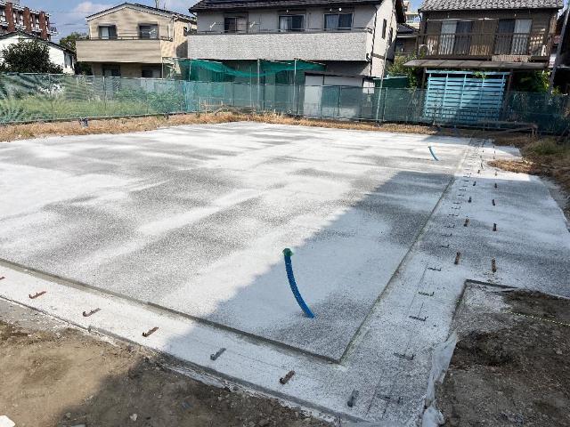建物外観　建築現場