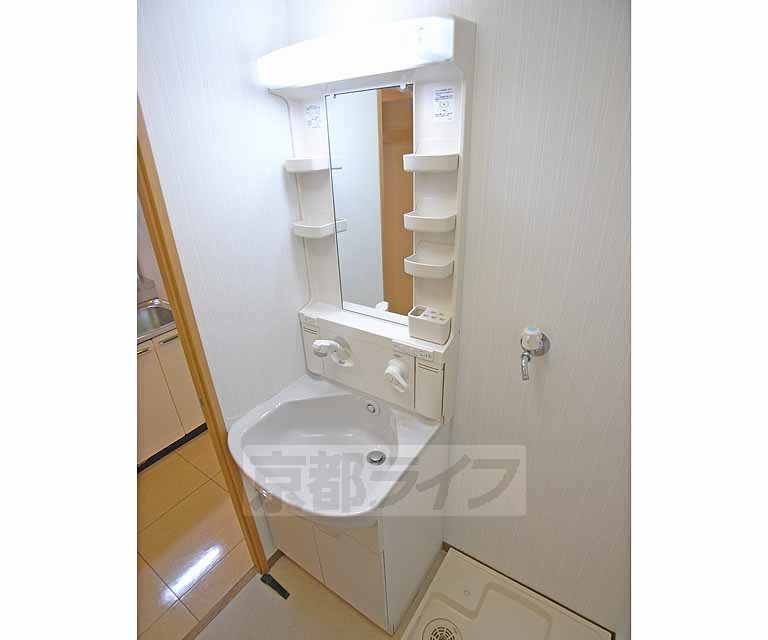 洗面設備　独立洗面台デス！