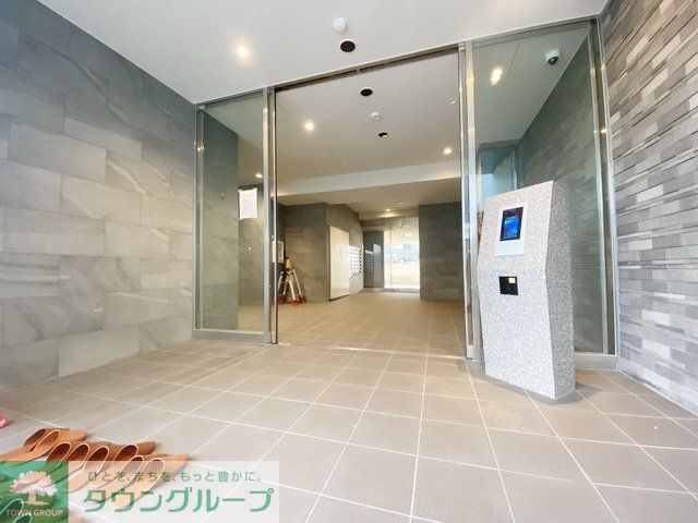 エントランス　エントランス