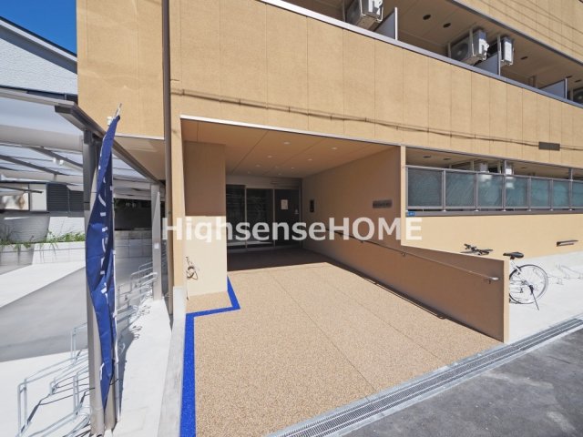 エントランス　建物の内部です