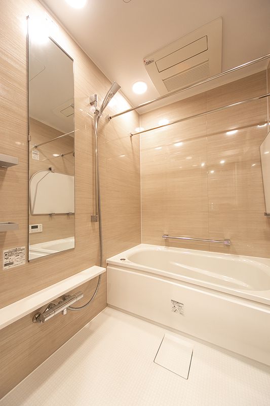 バス・シャワールーム　別部屋参考画像