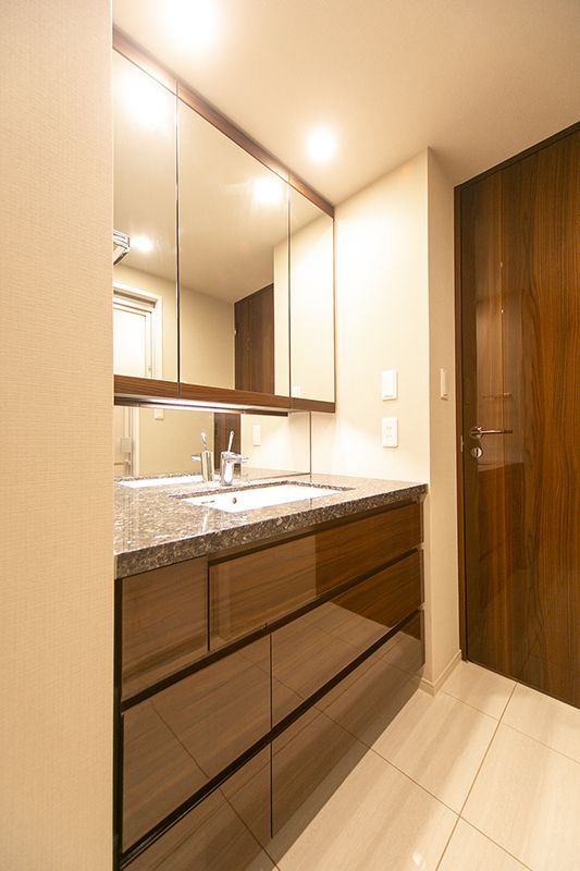 洗面設備　別部屋参考画像