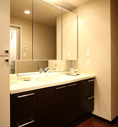 洗面設備　パウダールーム