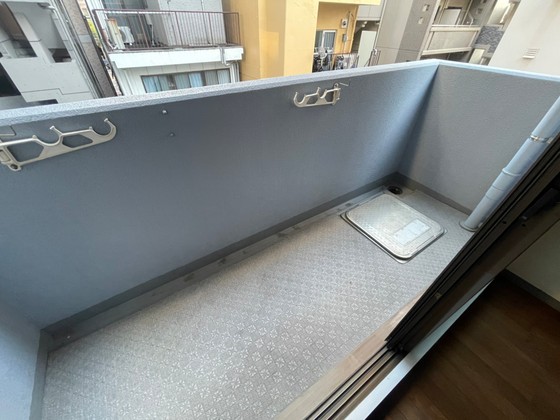 バルコニー　※別号室の写真です