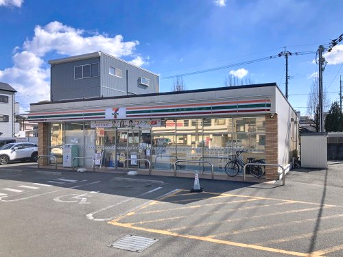 コンビニ　セブンイレブン 高知和泉町店（コンビニ）まで172m