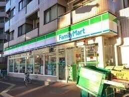 コンビニ　ファミリーマート滝野川五丁目店（コンビニ）まで294m