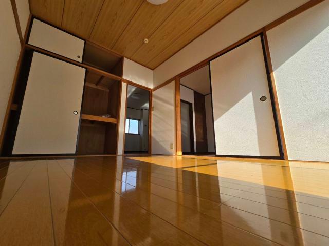 居室・リビング　明るい室内です